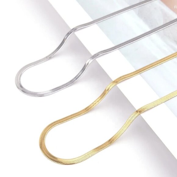 Premium Herringbone stainless steel Chain Necklace - Picture 4 of 6